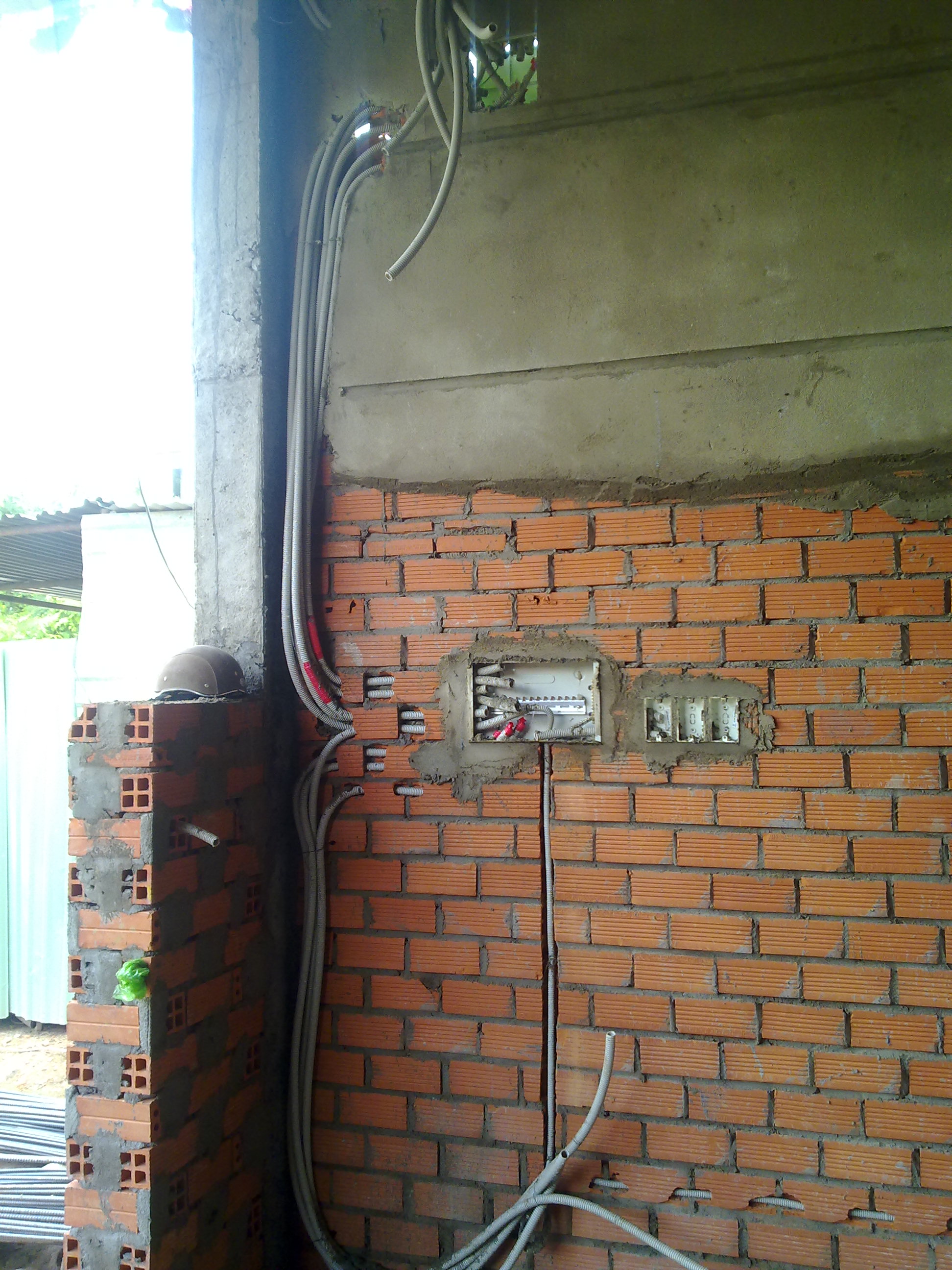 22092012327.jpg (887 KB)