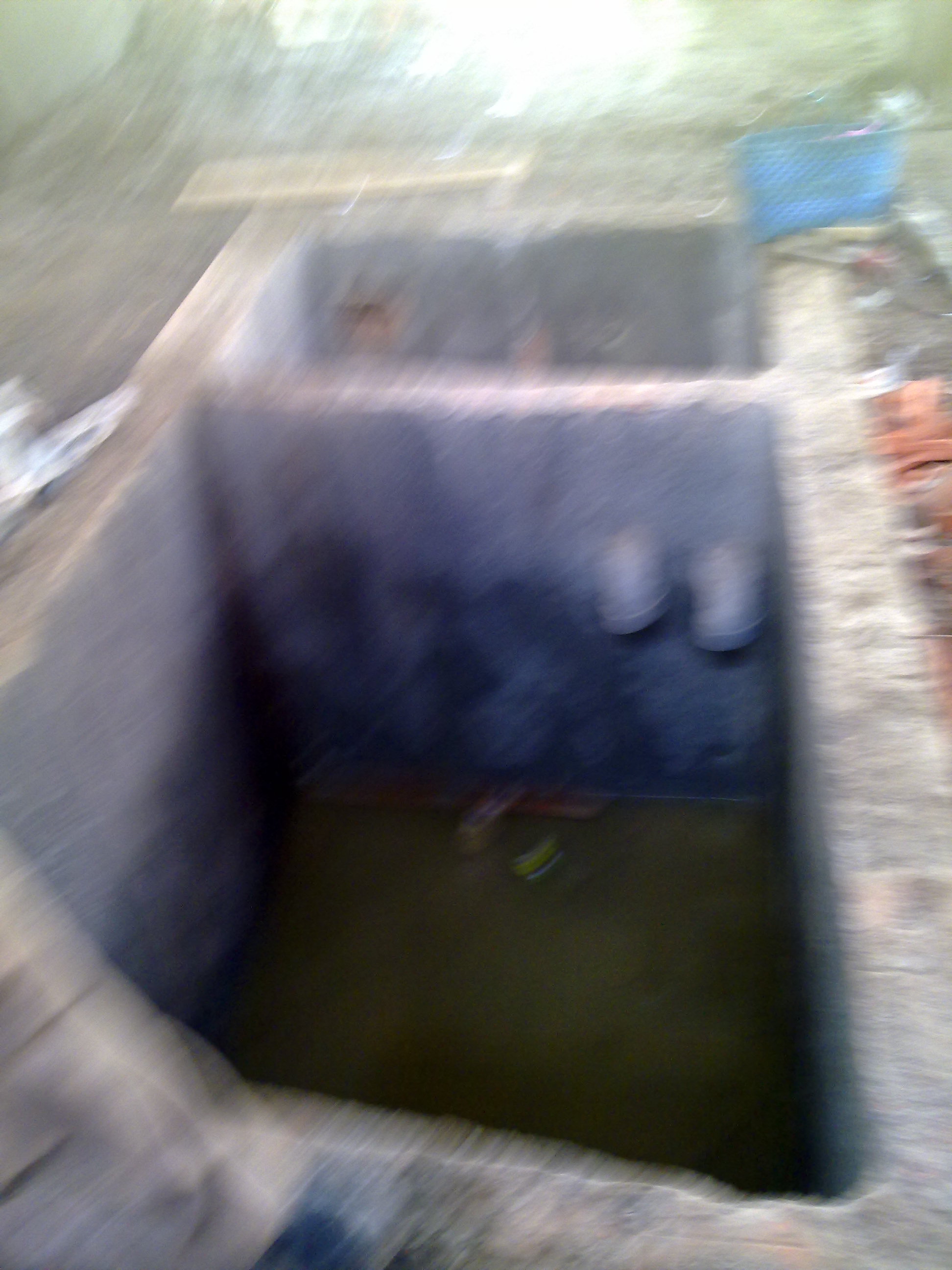 22092012331.jpg (523 KB)
